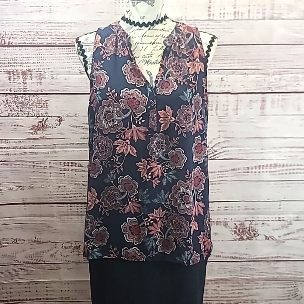 Alice Blue for Stitch Fix v neck floral tank